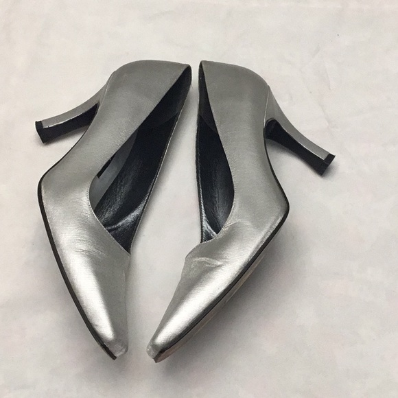 Stuart weitzman heeled shoes - Picture 8 of 16